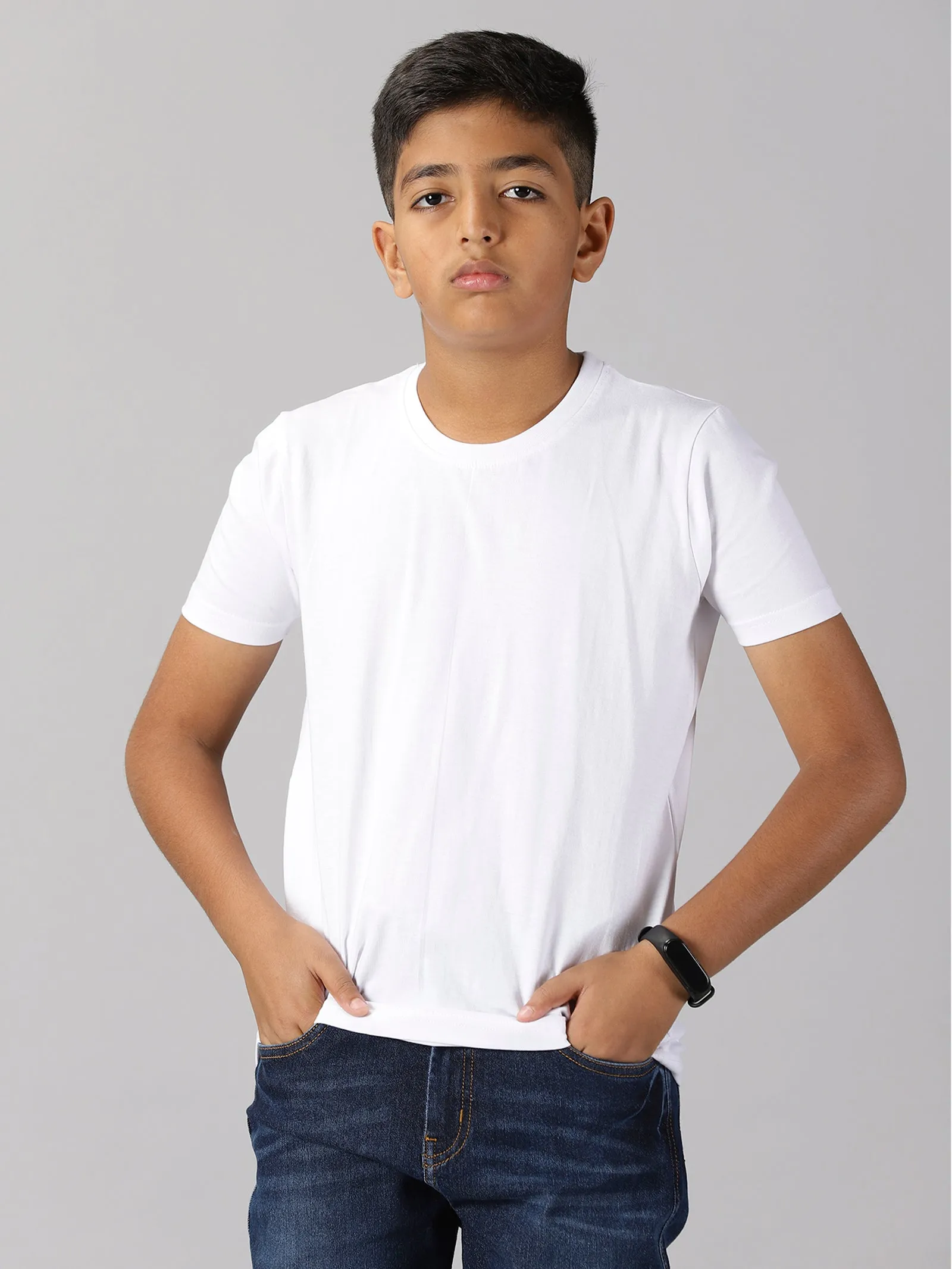 Boys Solid Round neck Tee & Denim Pant Set