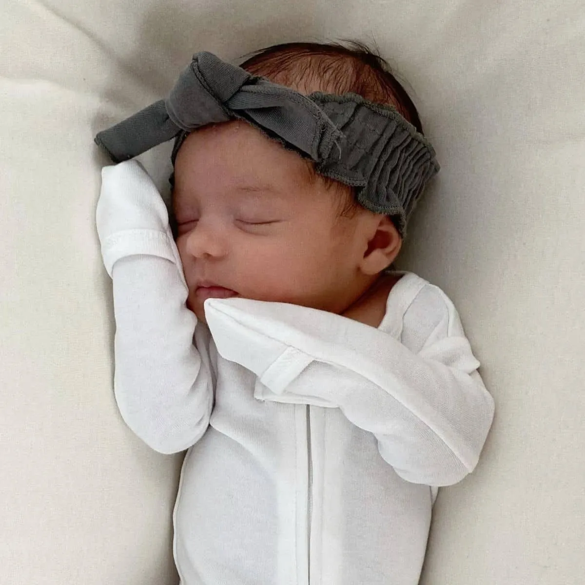 L'ovedbaby Organic Smocked Tie Headband - Grey