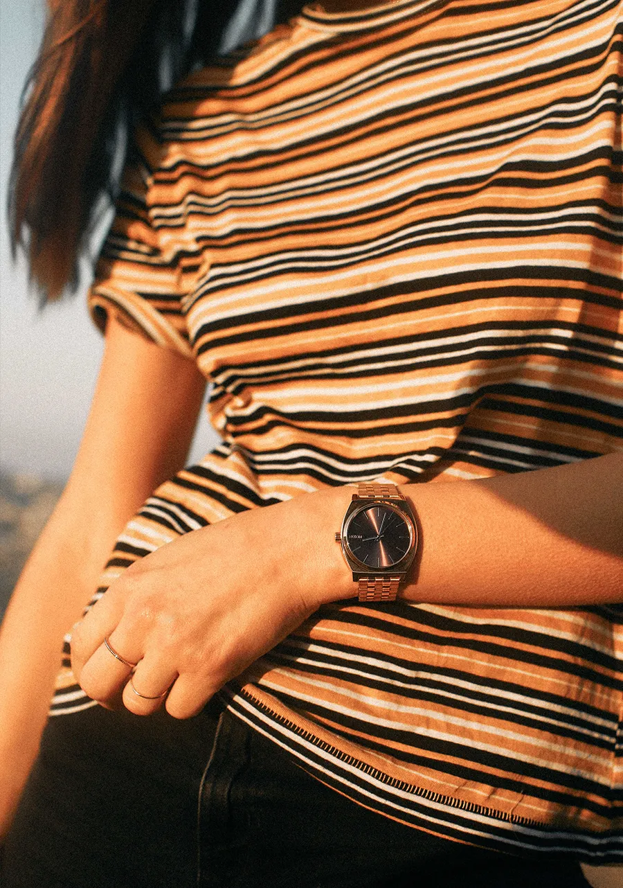 Medium Time Teller - All Black