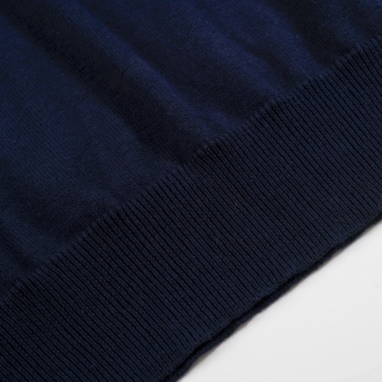 Men's navy blue simple knit polo shirt