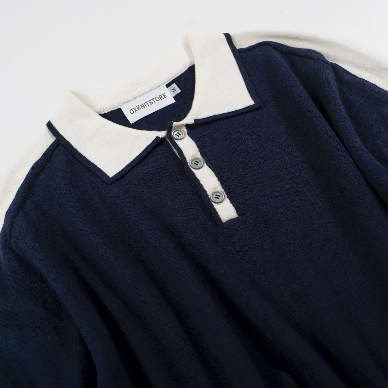 Men's navy blue simple knit polo shirt