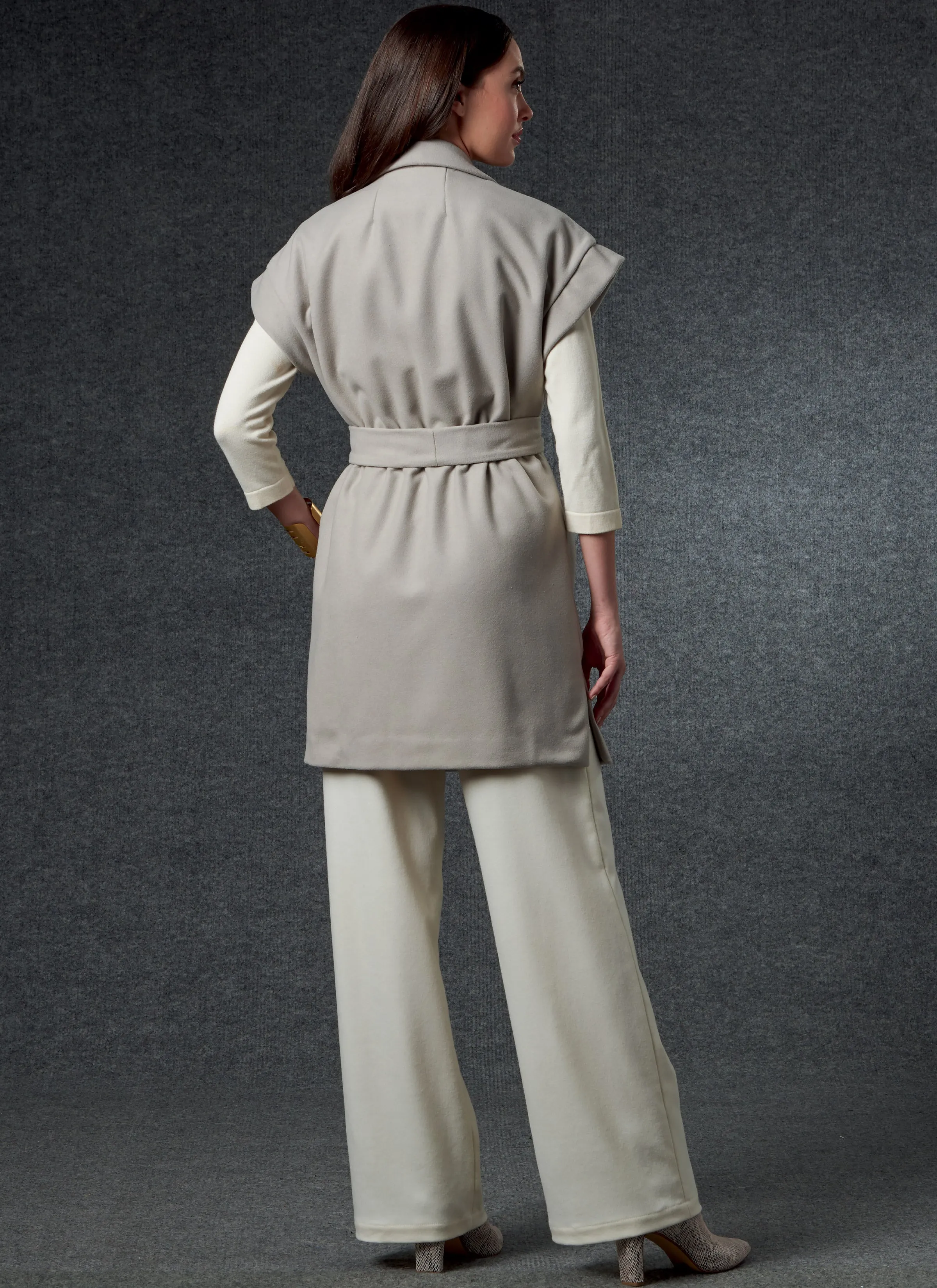 Pattern - Vogue - V1758 -  Misses' Vest, Belt and Pants (Size 8-16)