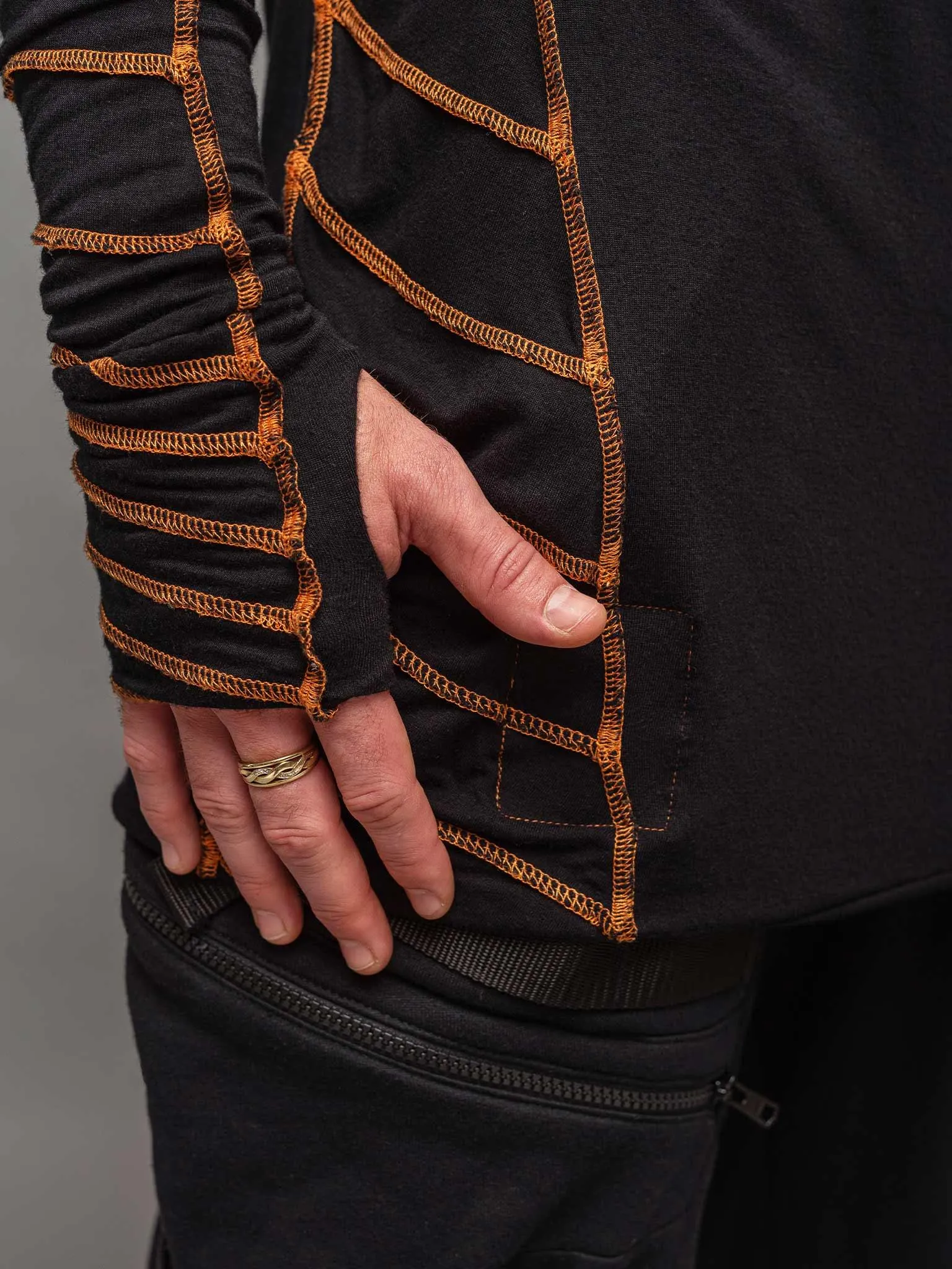 Raider - Dystopian Longline T-Shirt with Thumbholes - Black/Orange