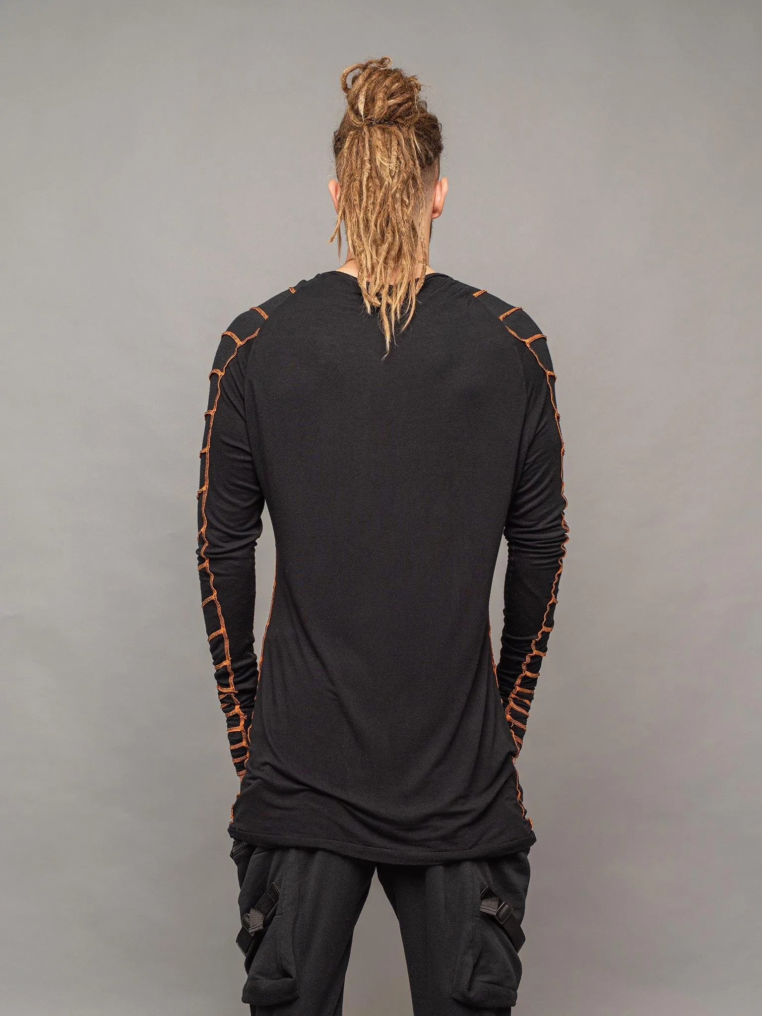 Raider - Dystopian Longline T-Shirt with Thumbholes - Black/Orange