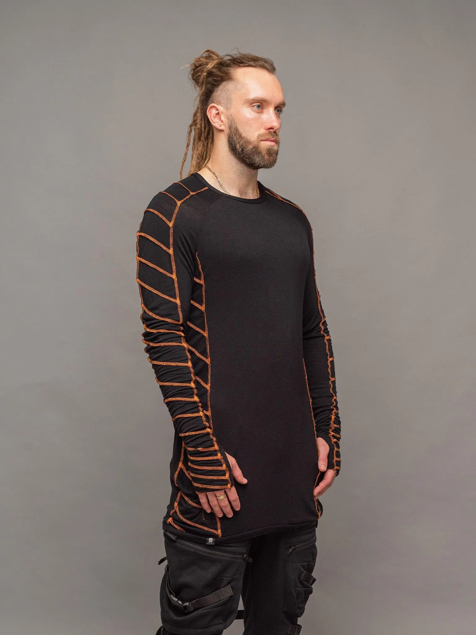 Raider - Dystopian Longline T-Shirt with Thumbholes - Black/Orange