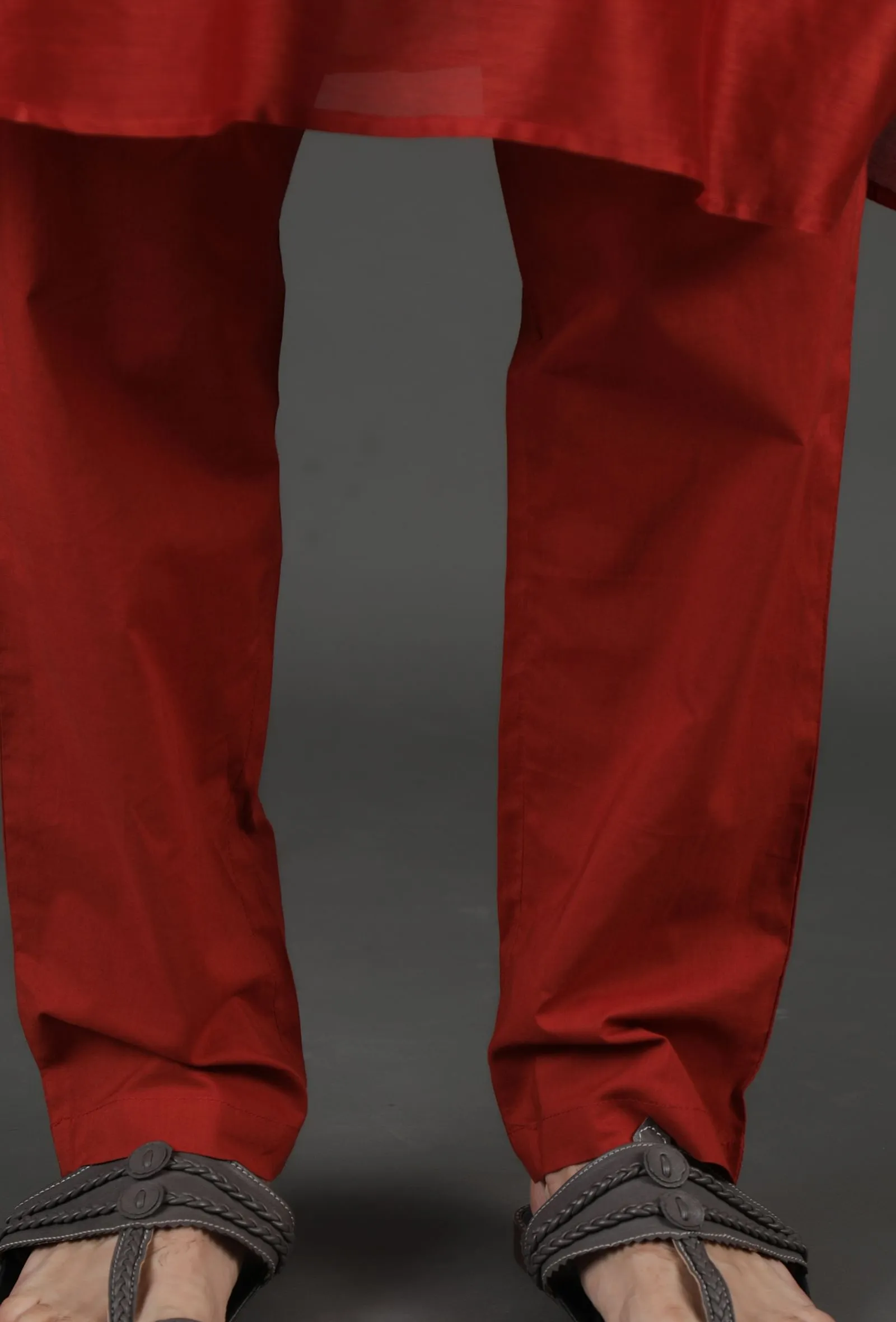 Set Of 2- Udarsh Apple Red Chanderi Kurta & Straight Pants