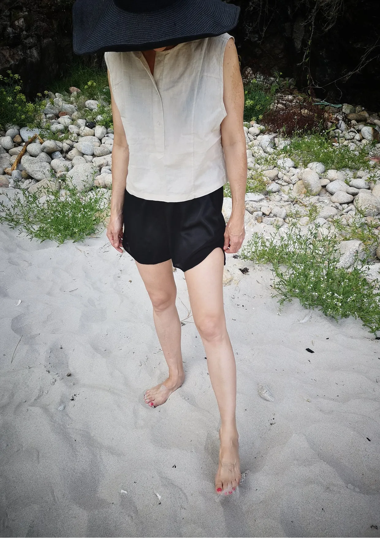 SHORT SLEEVELESS BLOUSE - LINEN natural white