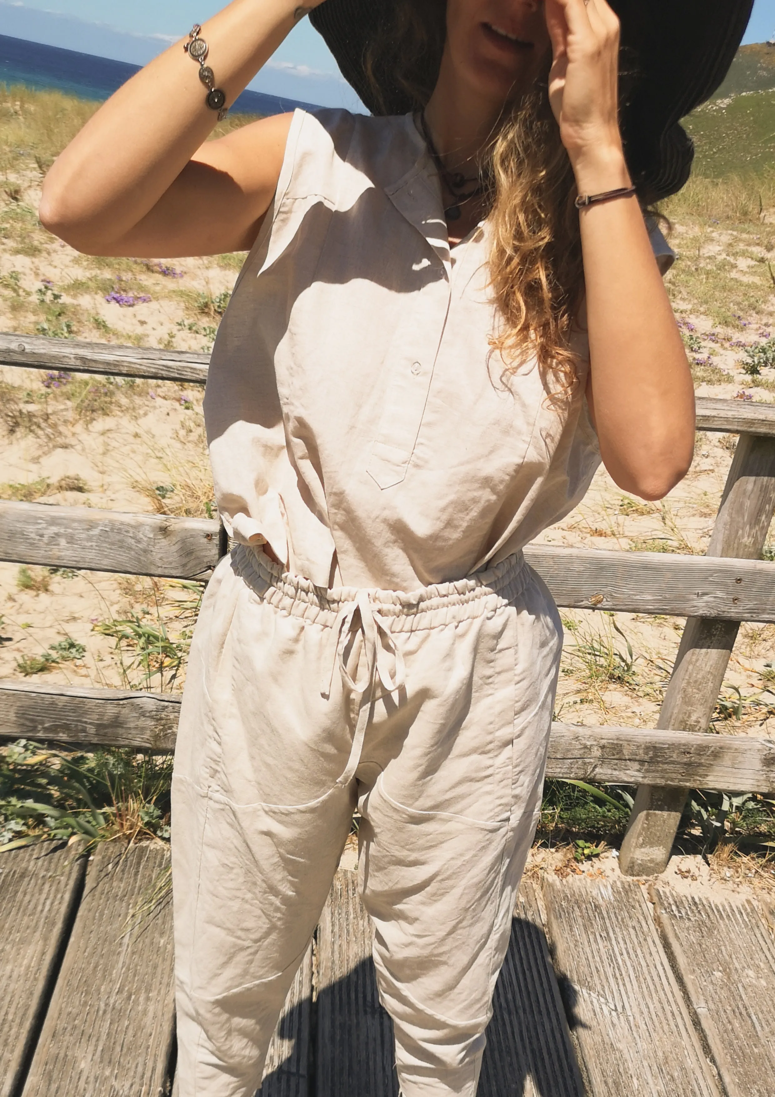 SHORT SLEEVELESS BLOUSE - LINEN natural white