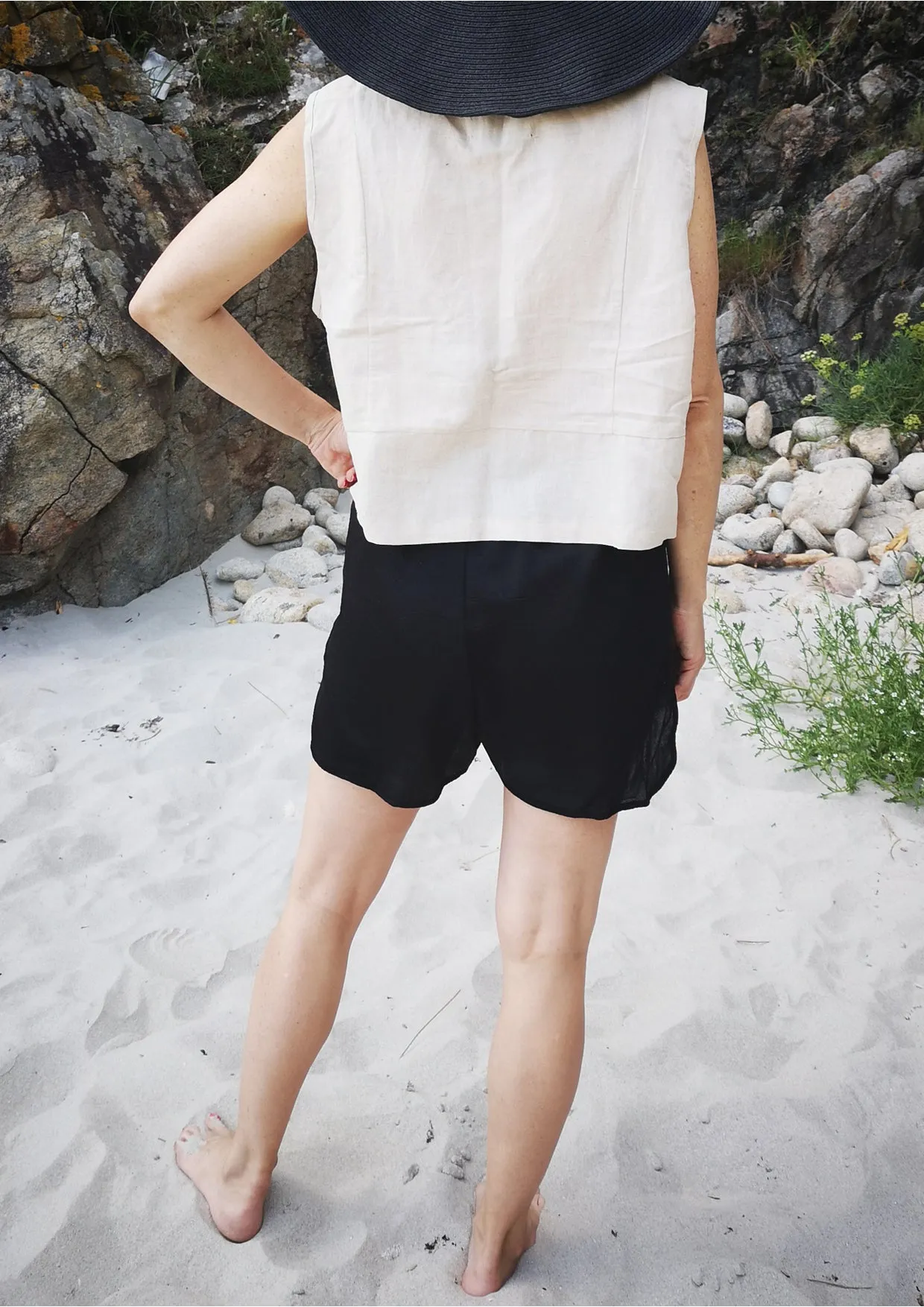 SHORT SLEEVELESS BLOUSE - LINEN natural white