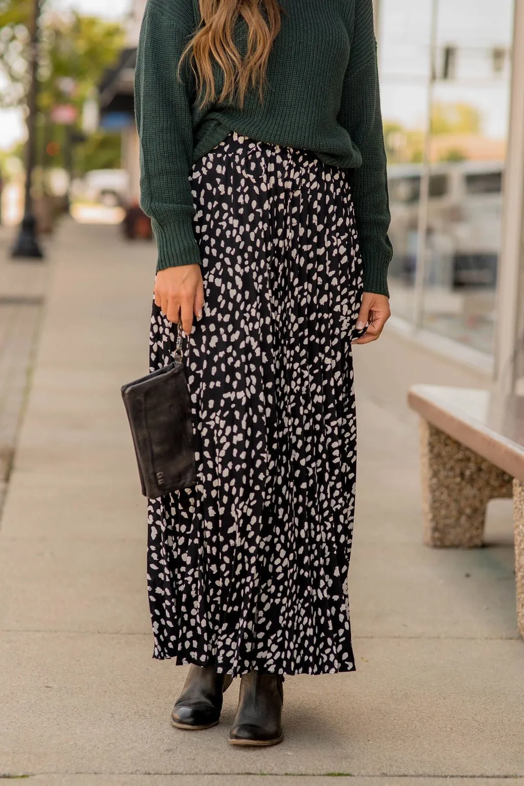 Spotted Pleats Maxi Skirt