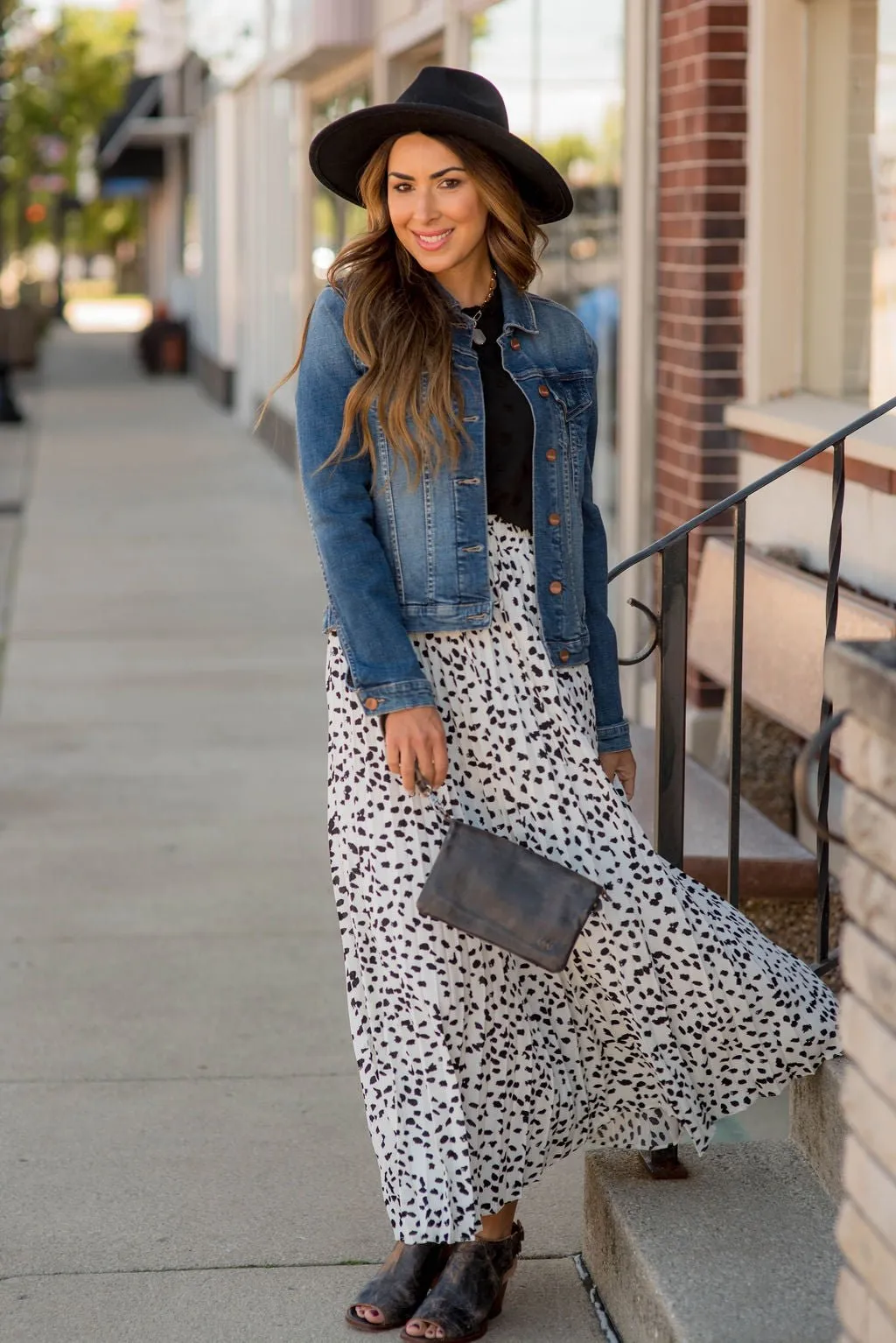 Spotted Pleats Maxi Skirt