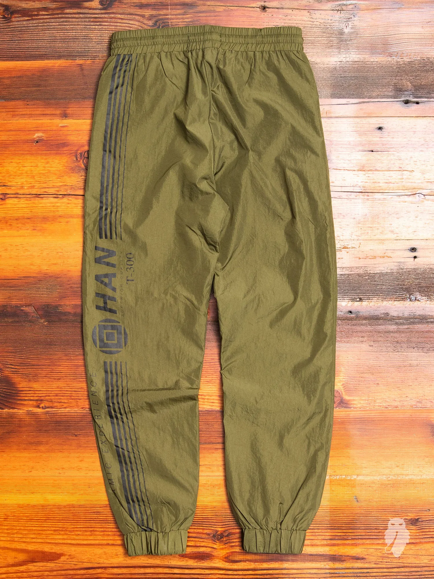 Track Pants in Crisp Olive