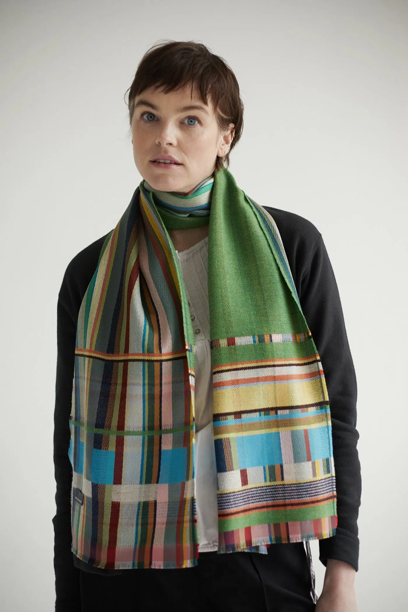 Wallace Sewell Silk and Lambswool scarves - Fritton -  PARROT GREEN